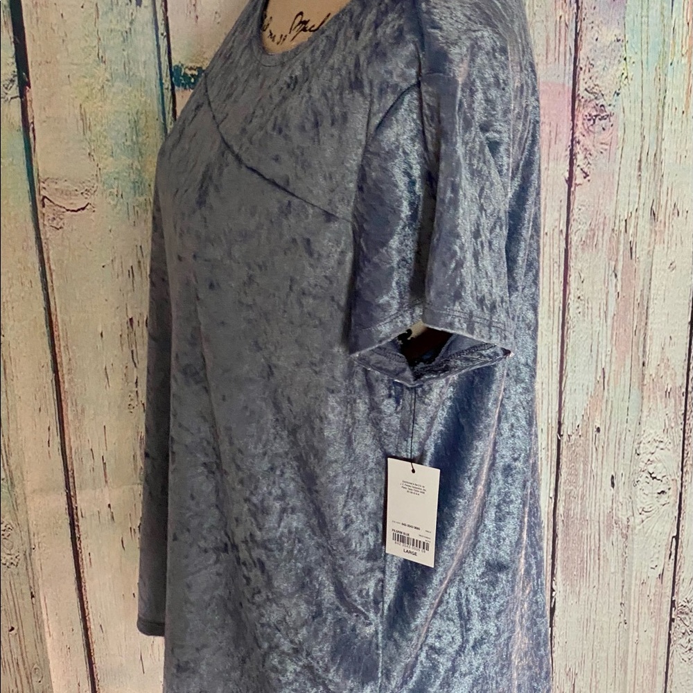 City streets velvet top - Picture 5 of 8